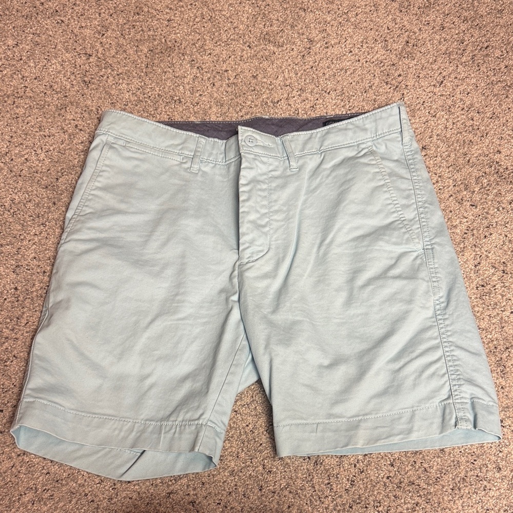 Daniel Cremieux Men's Soft Blue Flat Front Shorts